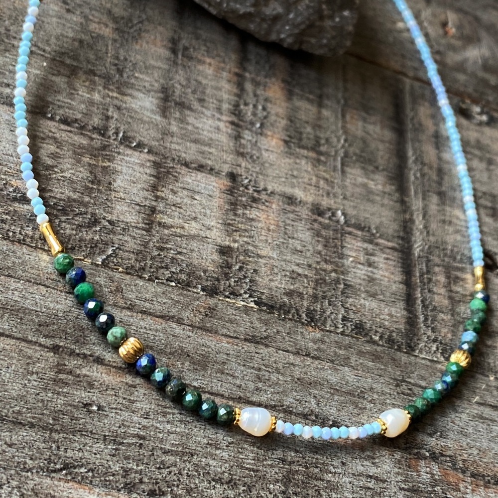 NEW Delicate Green Malachite and Opal Beaded Necklace with Gold Accents - Picture 1 of 9